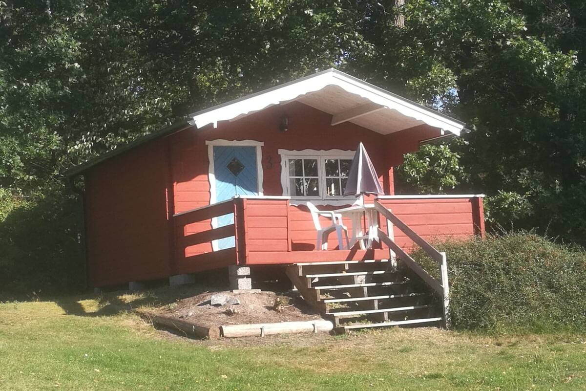 Hytte (3) | Barnesenger (inkludert), individuelt dekorert og individuelt innredet
