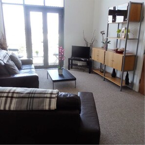 Attic Apartment | Living area | Flat-screen TV - Executive Apartment With City Views (Gateshead)