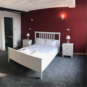 Appartement, non-fumeurs | 2 chambres, fer et planche à repasser, Wi-Fi gratuit, draps fournis