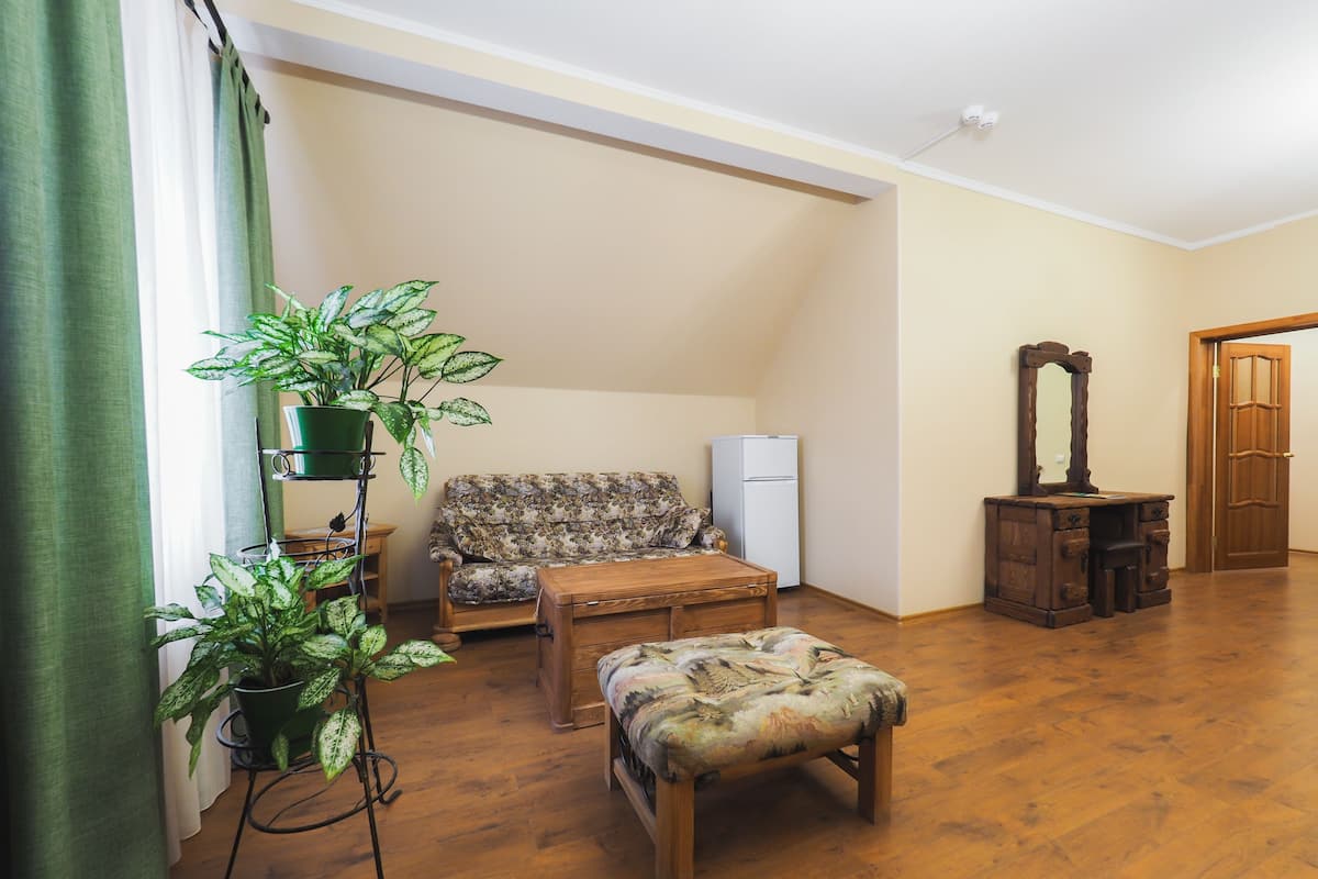 Junior Room