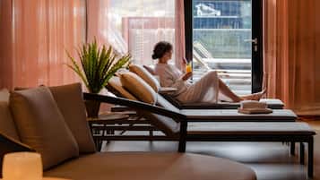 Een sauna, een bubbelbad, een stoombad