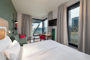 Privilege, Room, 1 Double Bed | Desk, laptop workspace, blackout curtains, soundproofing - Mercure Zürich City  (Zürich)