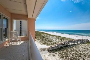 Townhome, 4 Bedrooms | Balcony - Jen's Creole 4 Bedroom Townhouse by RedAwning (Navarre)