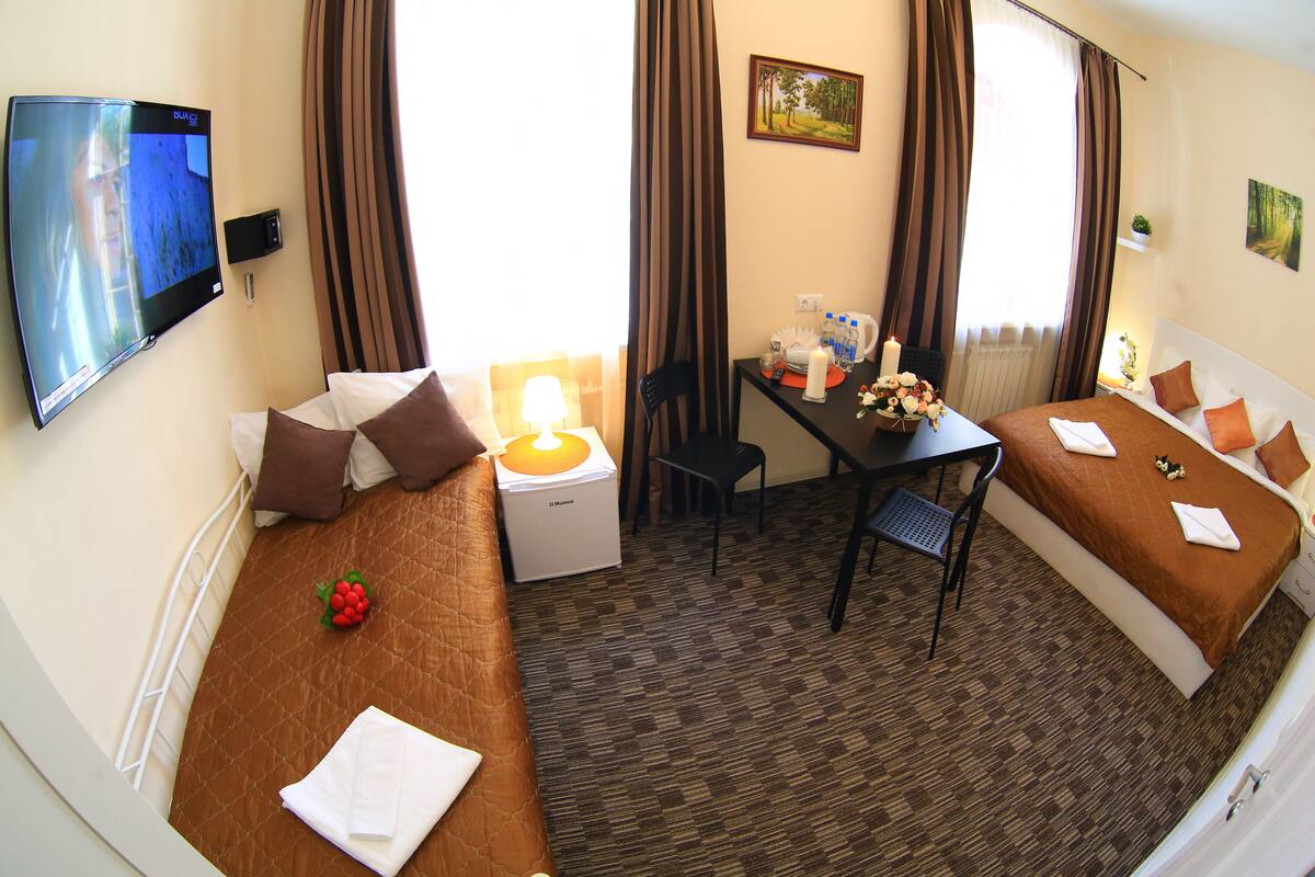 Comfort Triple Room, 1 King Bed with Sofa bed, Ground Floor | Premium bedding, in-room safe, individually decorated