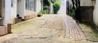 Rosebank Boarding Hostel