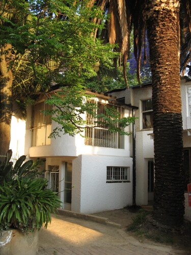 Rosebank Boarding Hostel