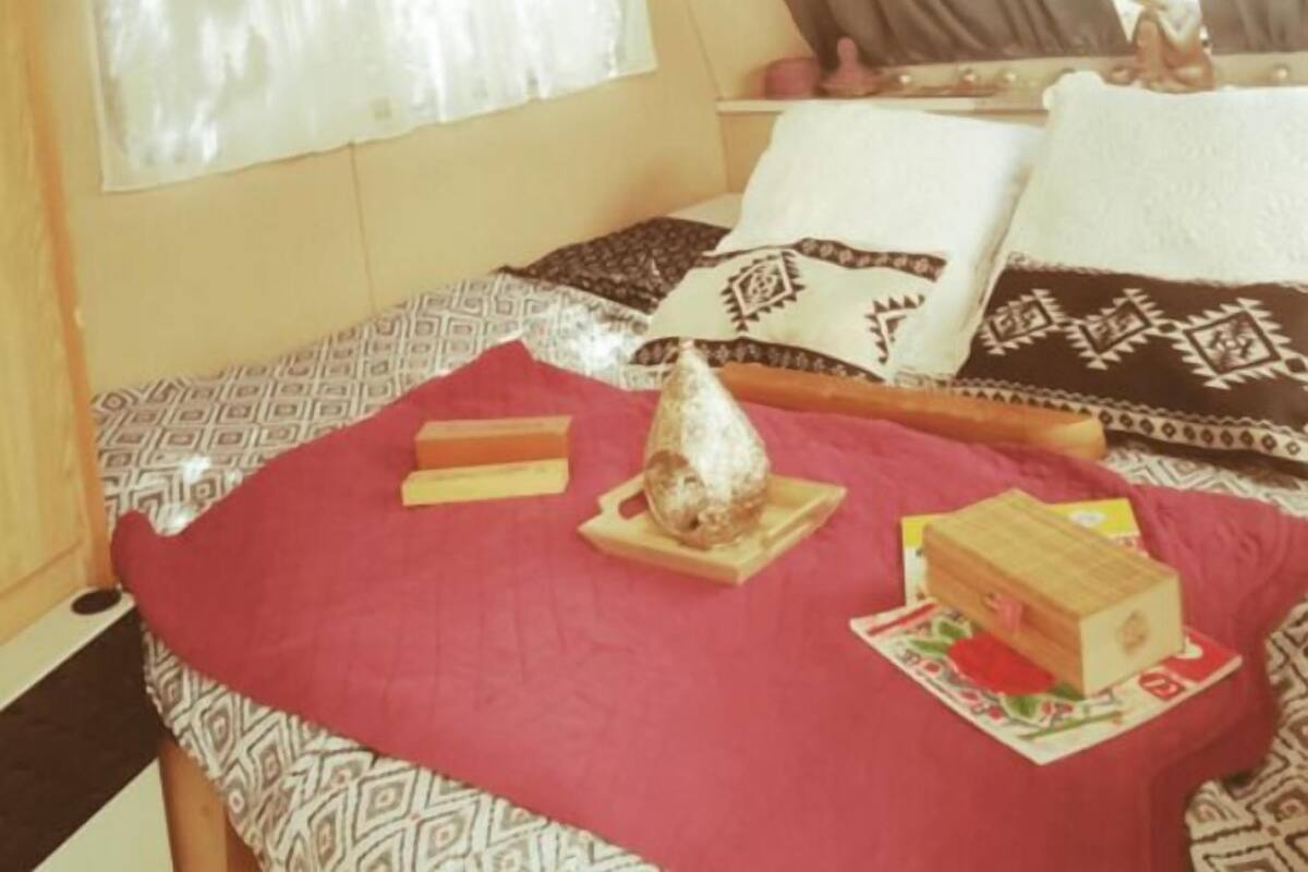 Economy Room, Garden View | Individually furnished, free cots/infant beds, bed sheets