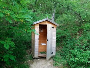 Comfort Room, Garden View | Bathroom - Le Mas Des Pins (Beynes)