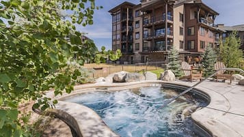 Condo, 2 Bedrooms | Outdoor spa tub