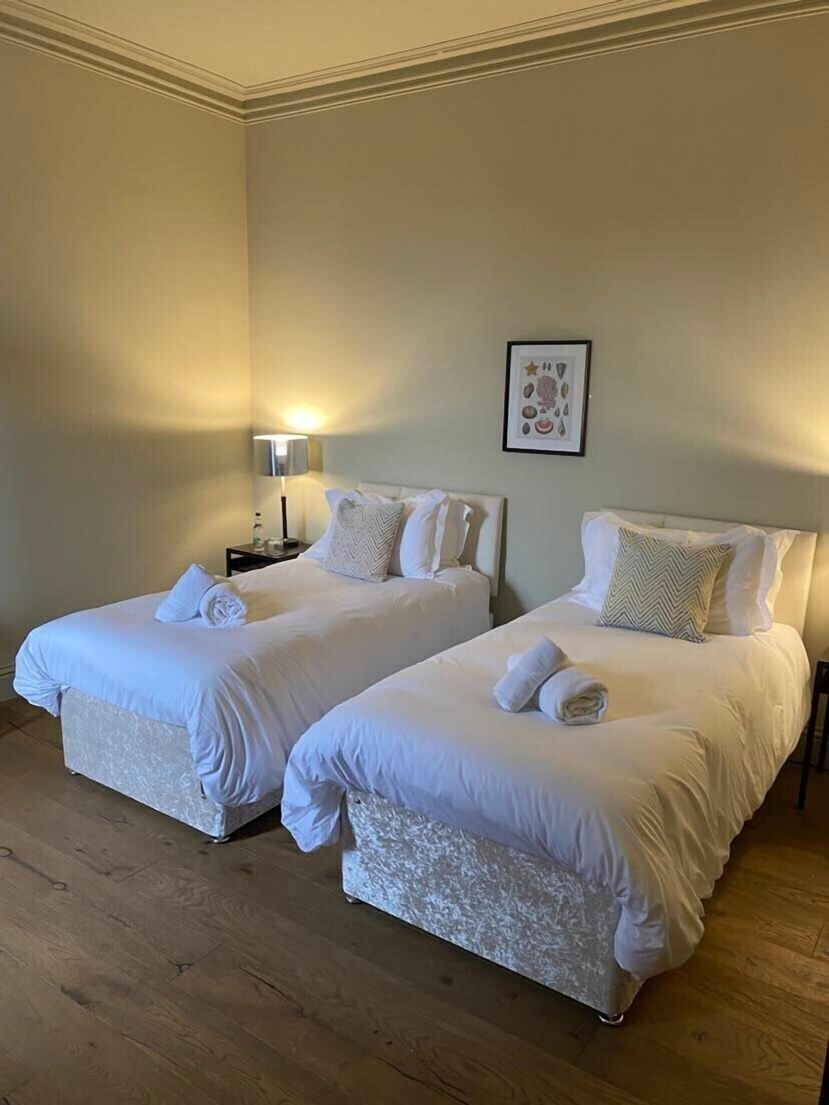 Family Double Room, Ensuite (Or Twin) | Premium bedding, desk, laptop workspace, bed sheets