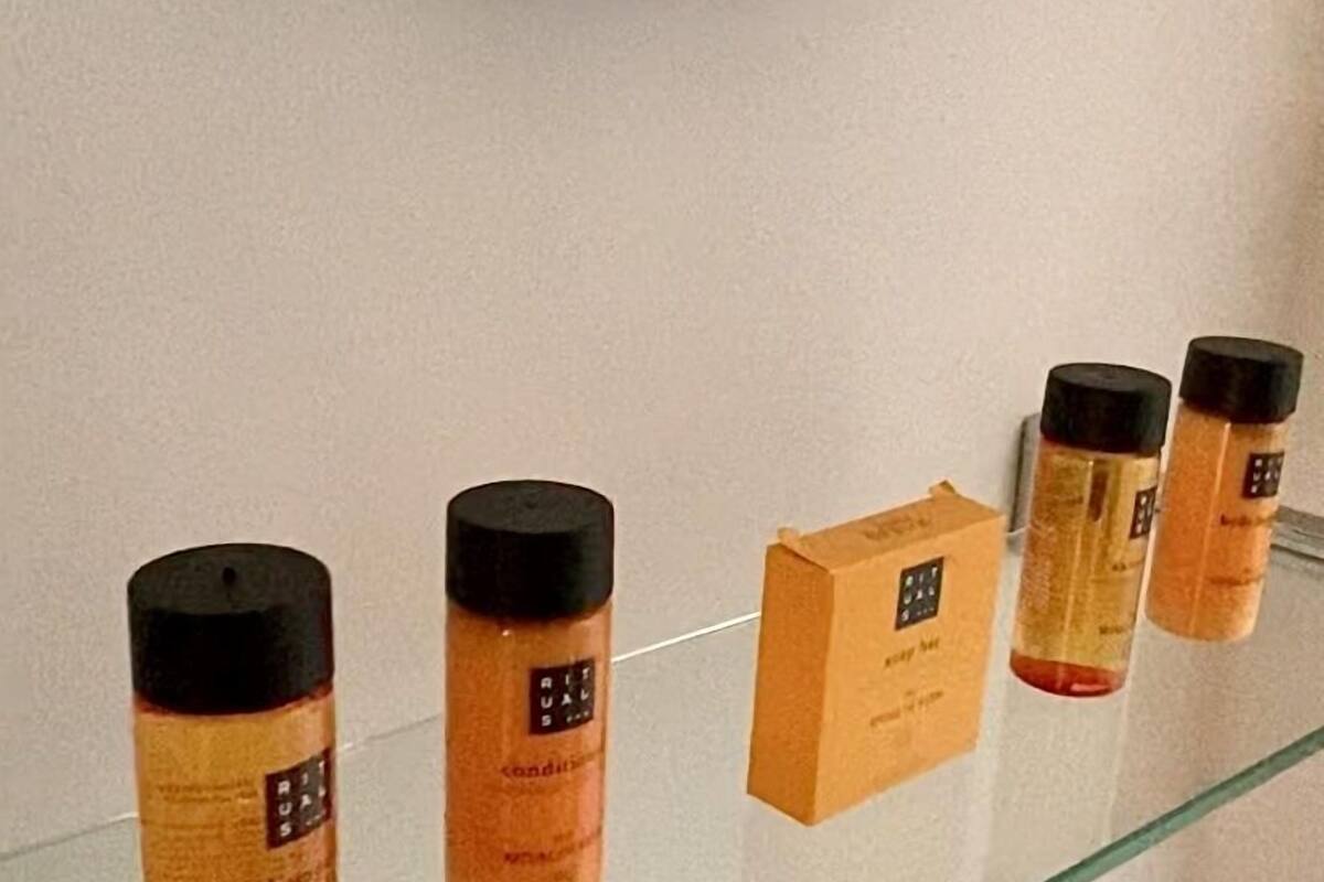 double room, ensuite | bathroom