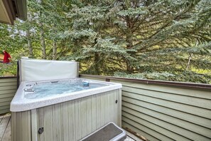 Condo, 3 Bedrooms | Outdoor spa tub - J1 Meadow Creek Miniums 3 Bedroom Condo by RedAwning (Vail)