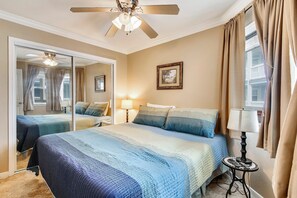 1 bedroom, iron/ironing board, free WiFi, bed sheets - Seascape 2207 1 Bedroom Apts by RedAwning (Galveston)