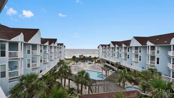 Condo, 2 phòng ngủ | Ngoại thất