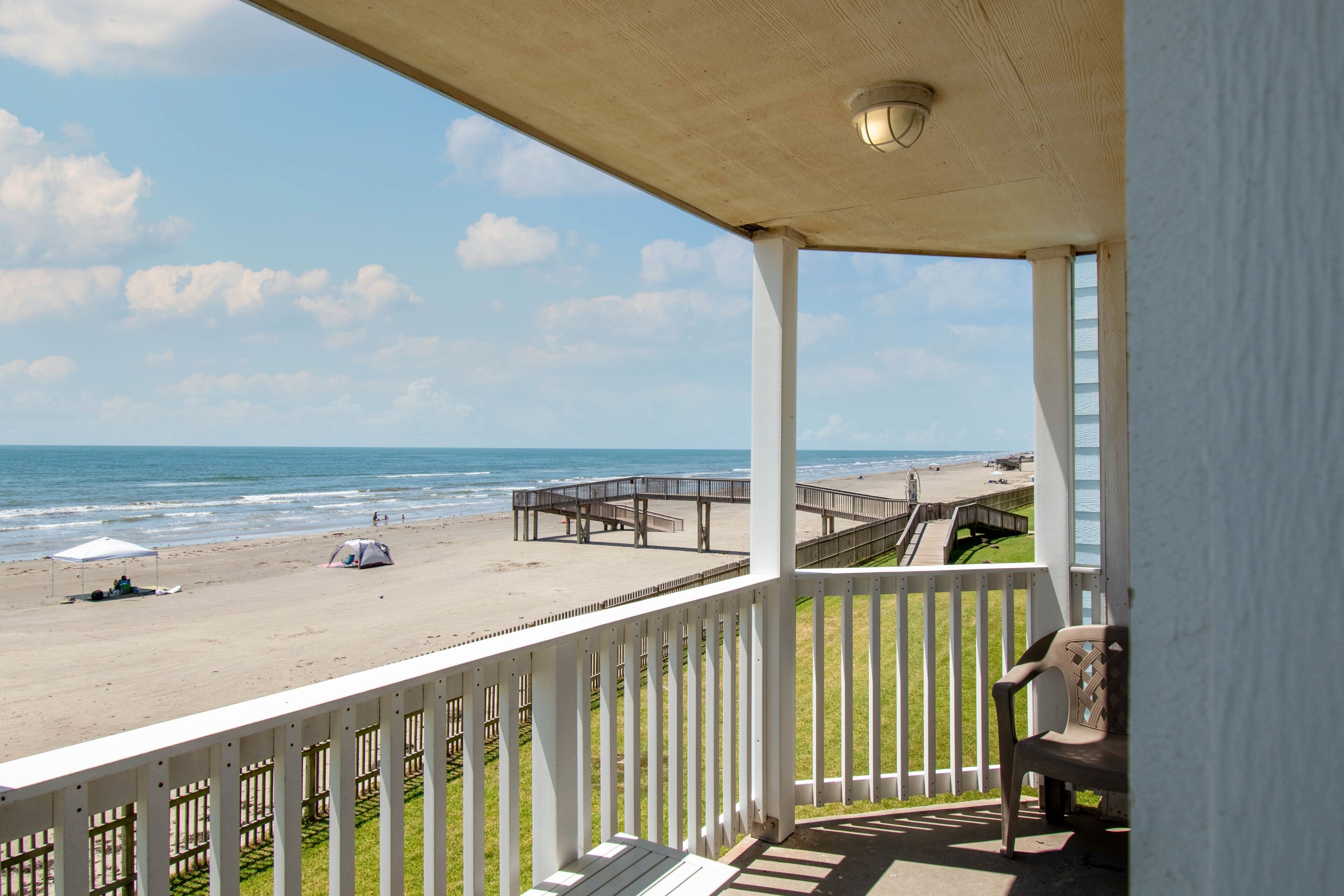 Condo, 2 Bedrooms | Property grounds