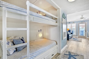 Condo, 1 quarto | 1 quarto, Wi-Fi de cortesia, roupa de cama