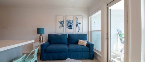 Condo, 1 Bedroom | Living area