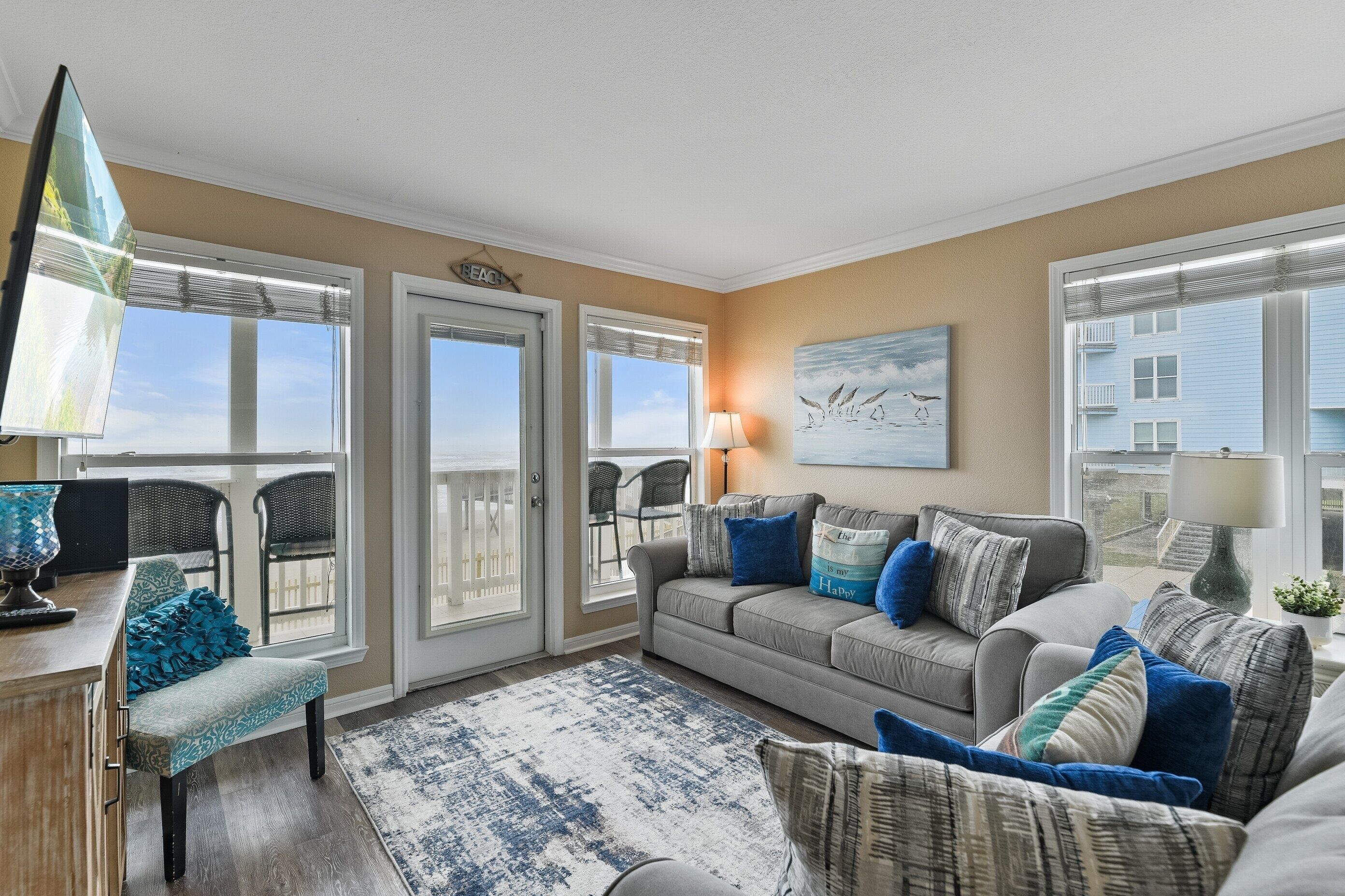 公寓式客房, 2 间卧室 | 起居区 | 智能电视