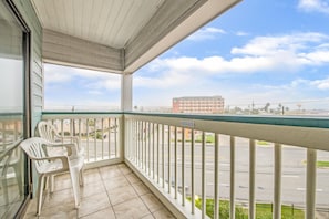 Condo, 1 Bedroom | Property grounds