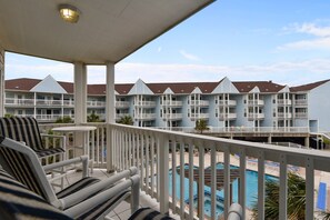 Condo, 1 Bedroom | Property grounds