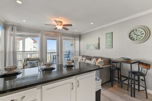 Studio | Interior