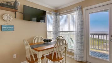 公寓客房, 1 間臥室 | 用餐區