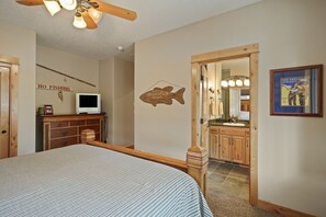 House, 6 Bedrooms