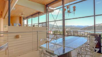 House, 6 Bedrooms | View from property