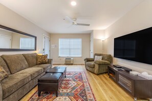 開放式客房 | 客廳