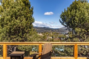 House, 2 Bedrooms | Outdoor dining