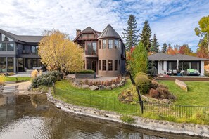 House, 3 Bedrooms | Exterior