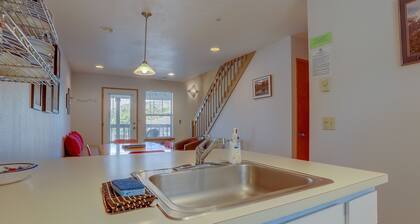 13 Lodge Condo Minutes Away from Golfing, Biking, and Playground by RedAwning