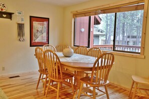 House, 4 Bedrooms | Dining - Pet-Friendly 8 Leisure Home features Private Hot Tub and Gas BBQ by RedAwning (Bend)