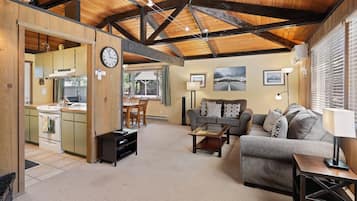 House, 2 Bedrooms | Living area | TV