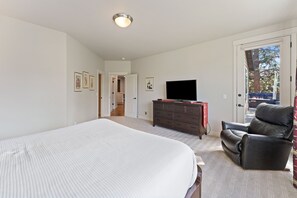 House, 4 Bedrooms | 4 bedrooms, free WiFi, bed sheets
