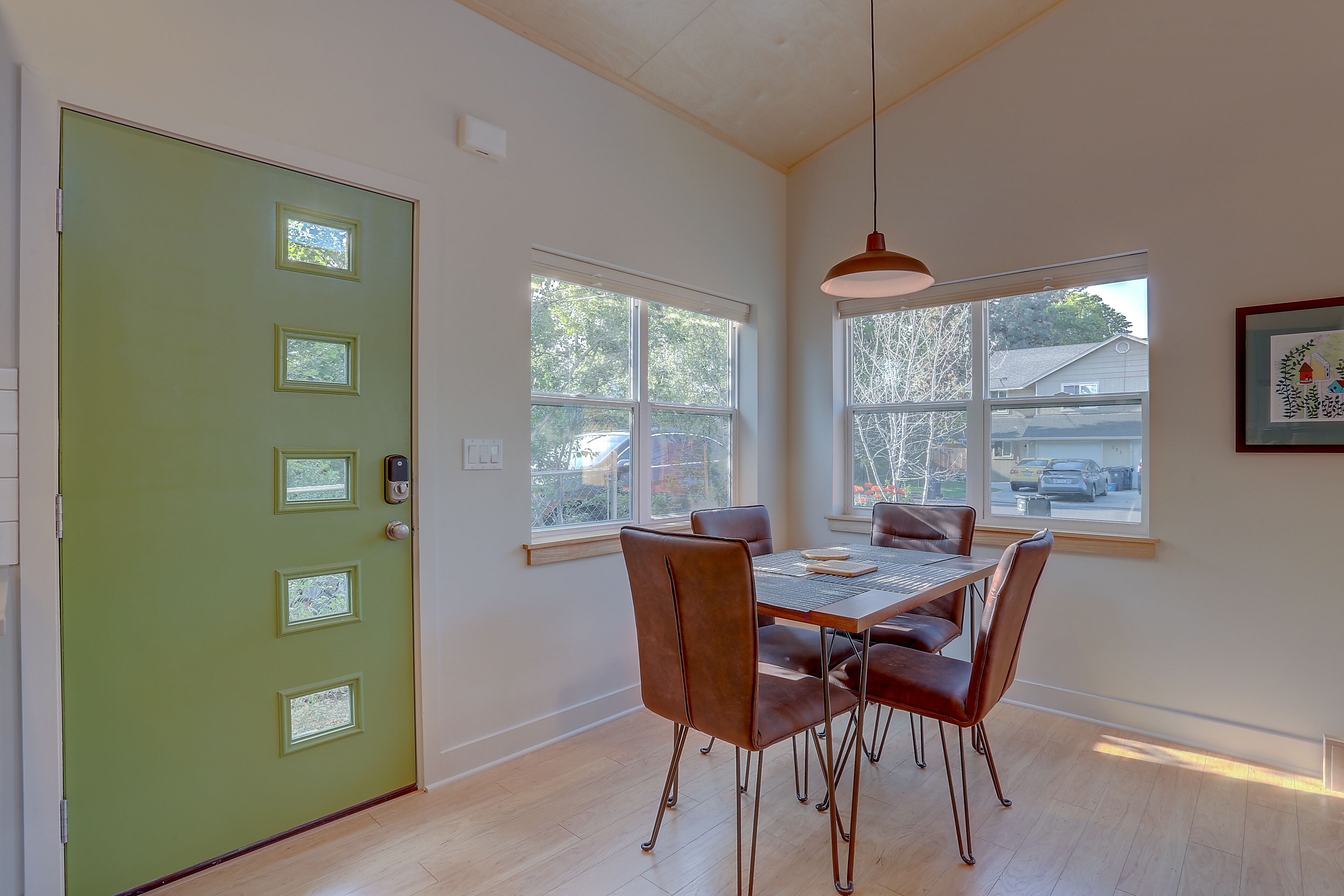 House, 1 Bedroom | Private kitchen | Fridge, microwave, oven, stovetop