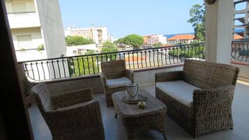 Télévision à écran plat