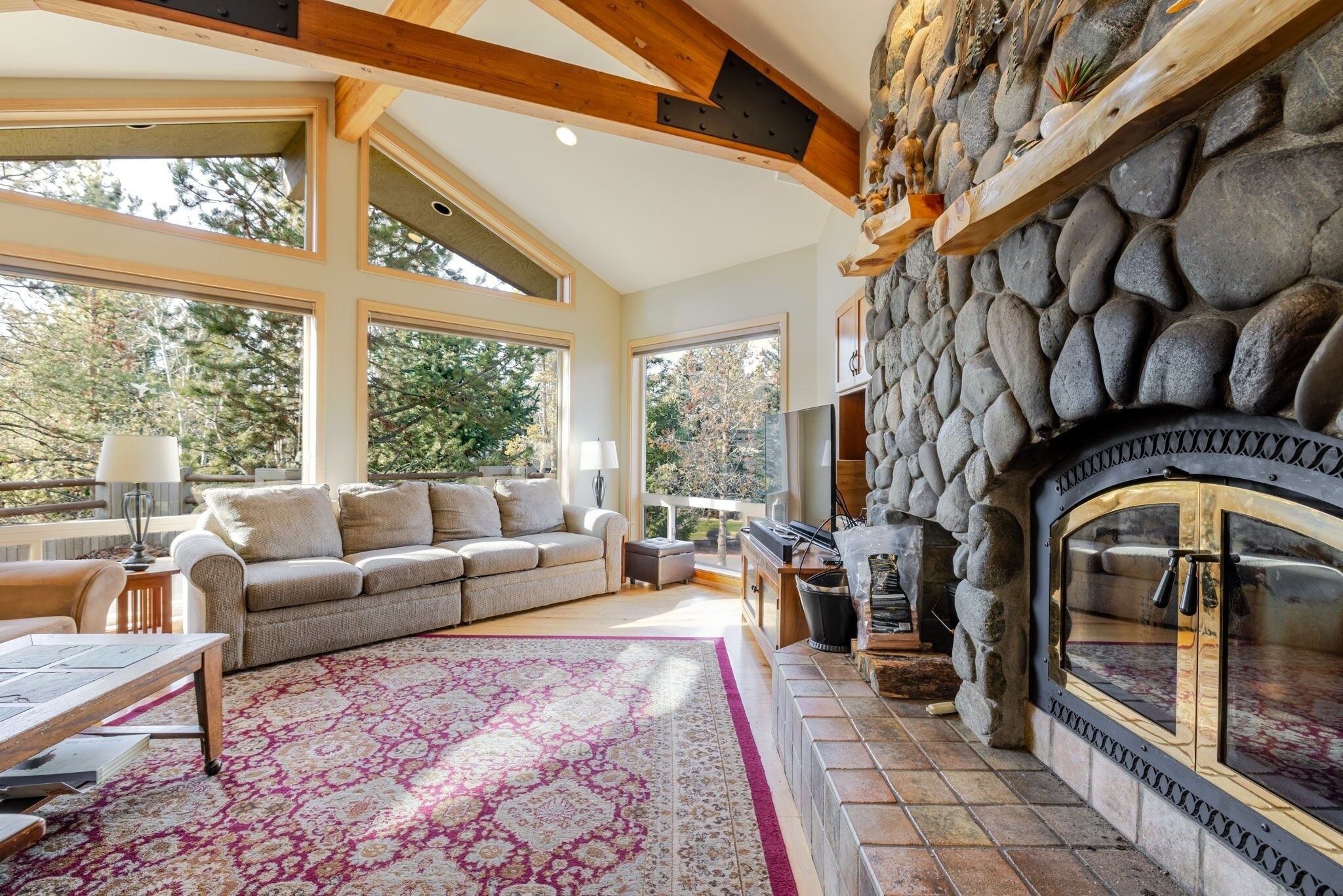 Hus - 4 sovrum | Vardagsrum | Platt-tv