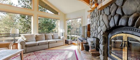 Hus - 4 sovrum | Vardagsrum | Platt-tv