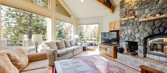 3 Mulligan Home features Hot Tub on Private Deck and Wood-Burning Fireplace by RedAwning