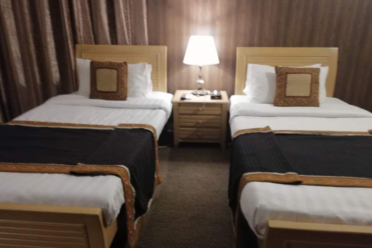 Chambre Double ou avec lits jumeaux, 1 très grand lit, accessible aux personnes à mobilité réduite