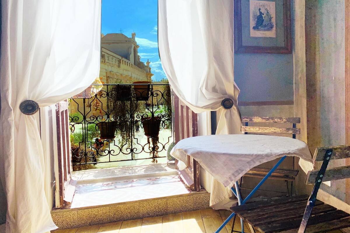 Egyptian cotton sheets, down duvets, individually decorated