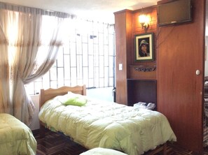 Iron/ironing board, free WiFi, bed sheets