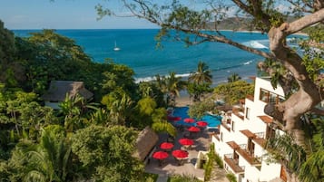 Suite Royal, varias camas, para no fumadores | Vista frontal de la propiedad