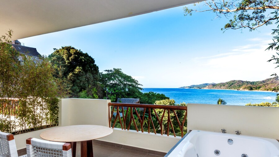 Ysuri Sayulita - Beachfront Hotel