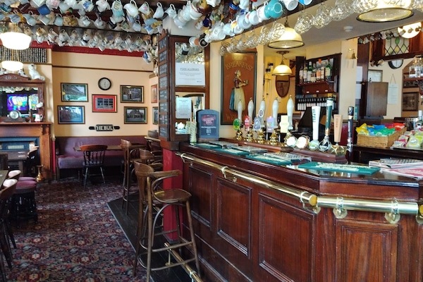 Bar (en la propiedad)