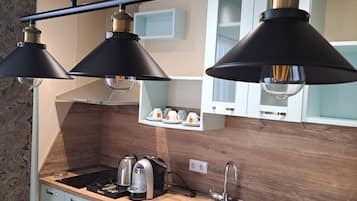 Dusche, Regendusche, kostenlose Toilettenartikel, Haartrockner