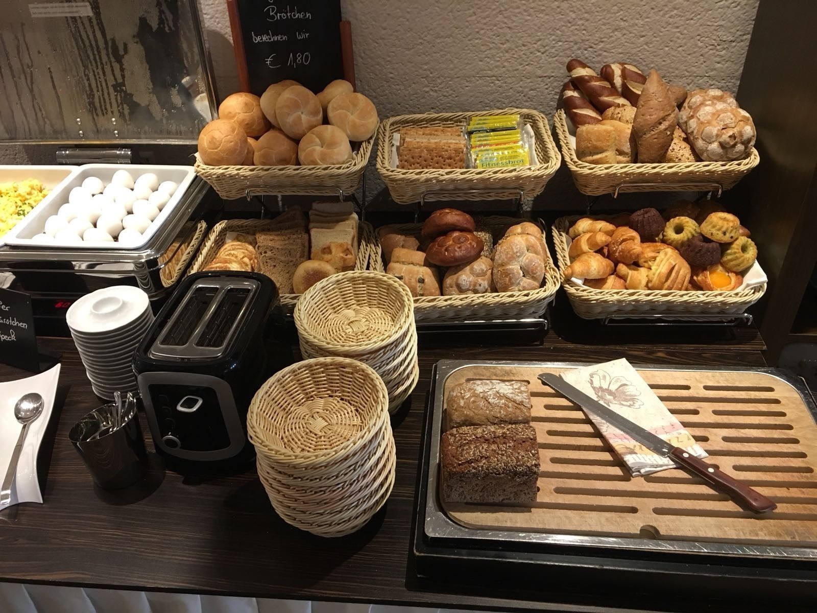 daily buffet breakfast (eur 14 per person)