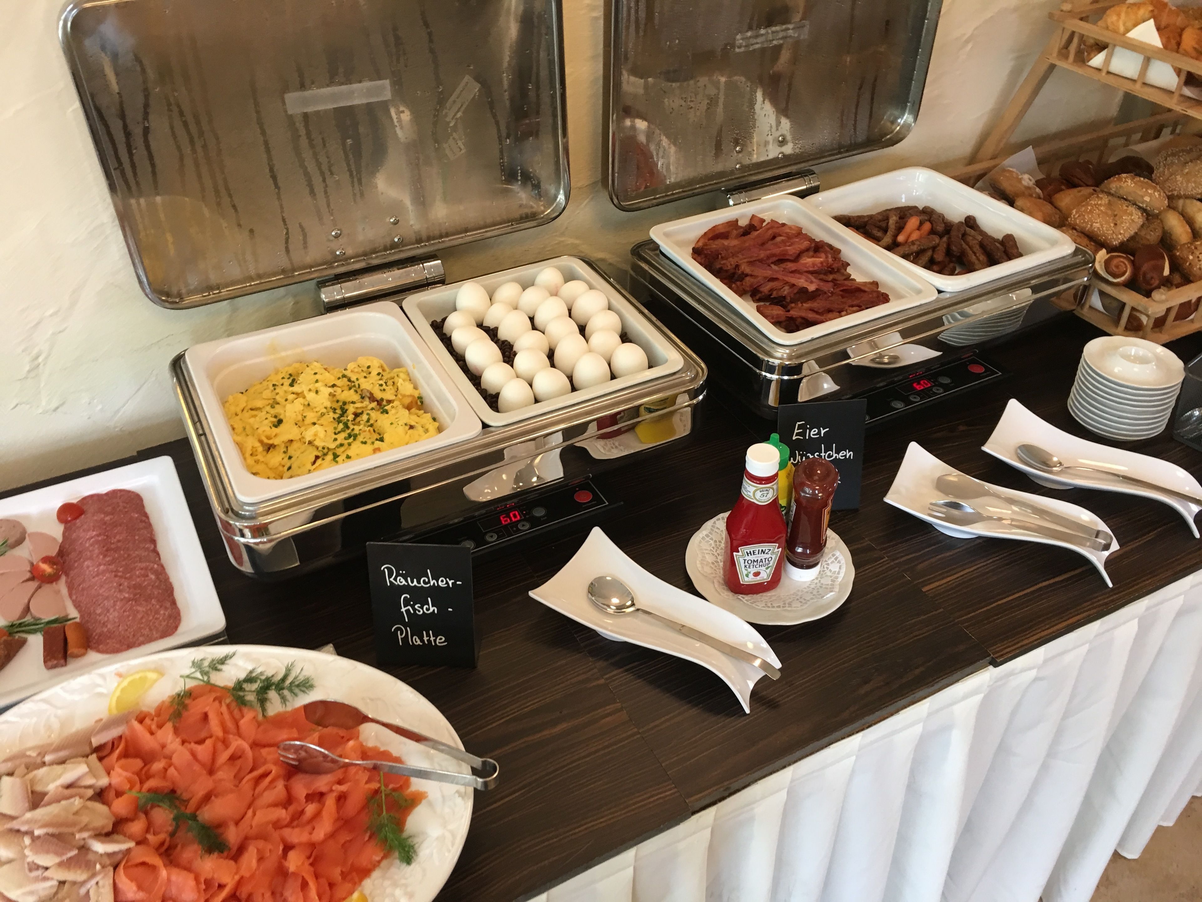 daily buffet breakfast (eur 14 per person)