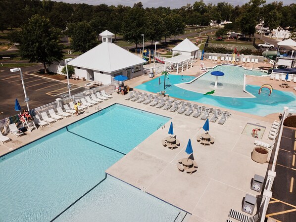 حمّام سباحة خارجي موسمي